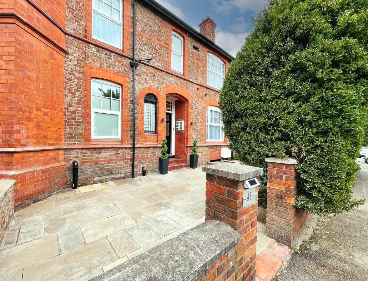 Hotel 46 Ashfield Rd, Altrincham Esterno foto