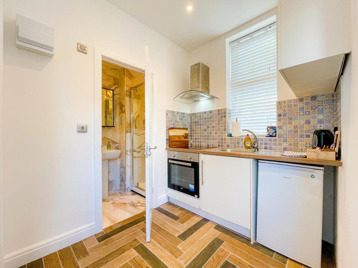 Hotel 46 Ashfield Rd, Altrincham Esterno foto